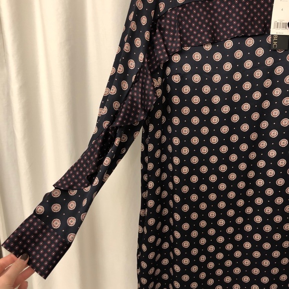 Banana Republic Foulard Ruffle Dress - Picture 4 of 7